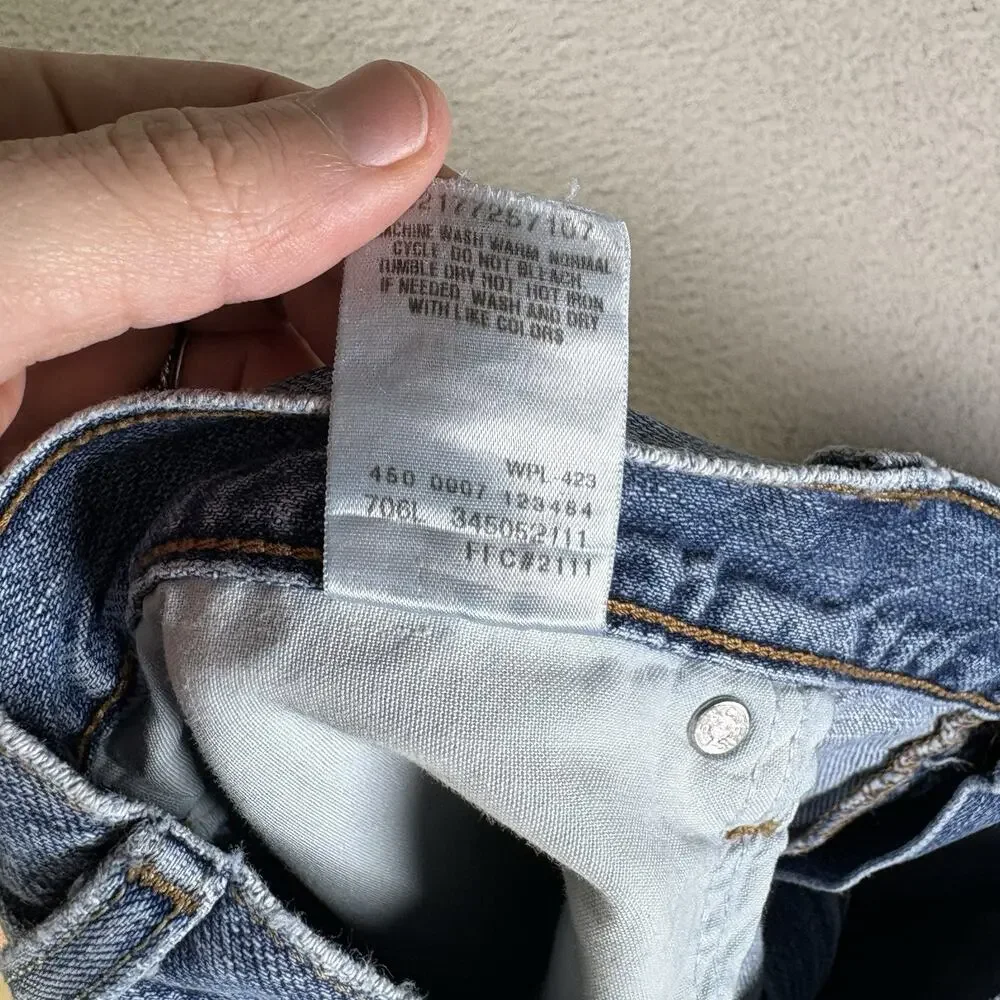 Vintage Levis Shorts Mens 42 Dad Jorts Blue Denim 505 Medium Wash Y2K 2007